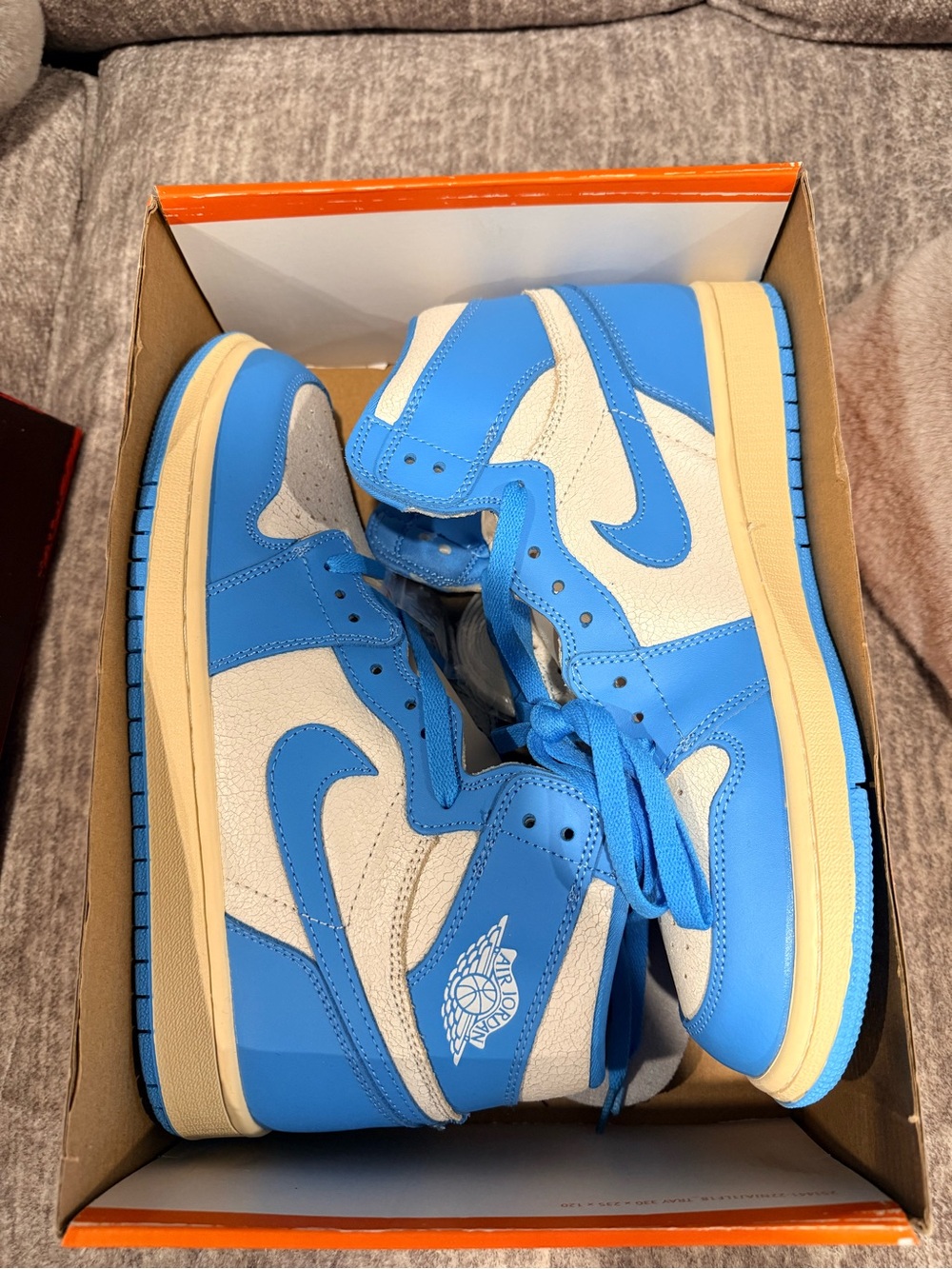 Nike Men’s High-Top Jordan 1